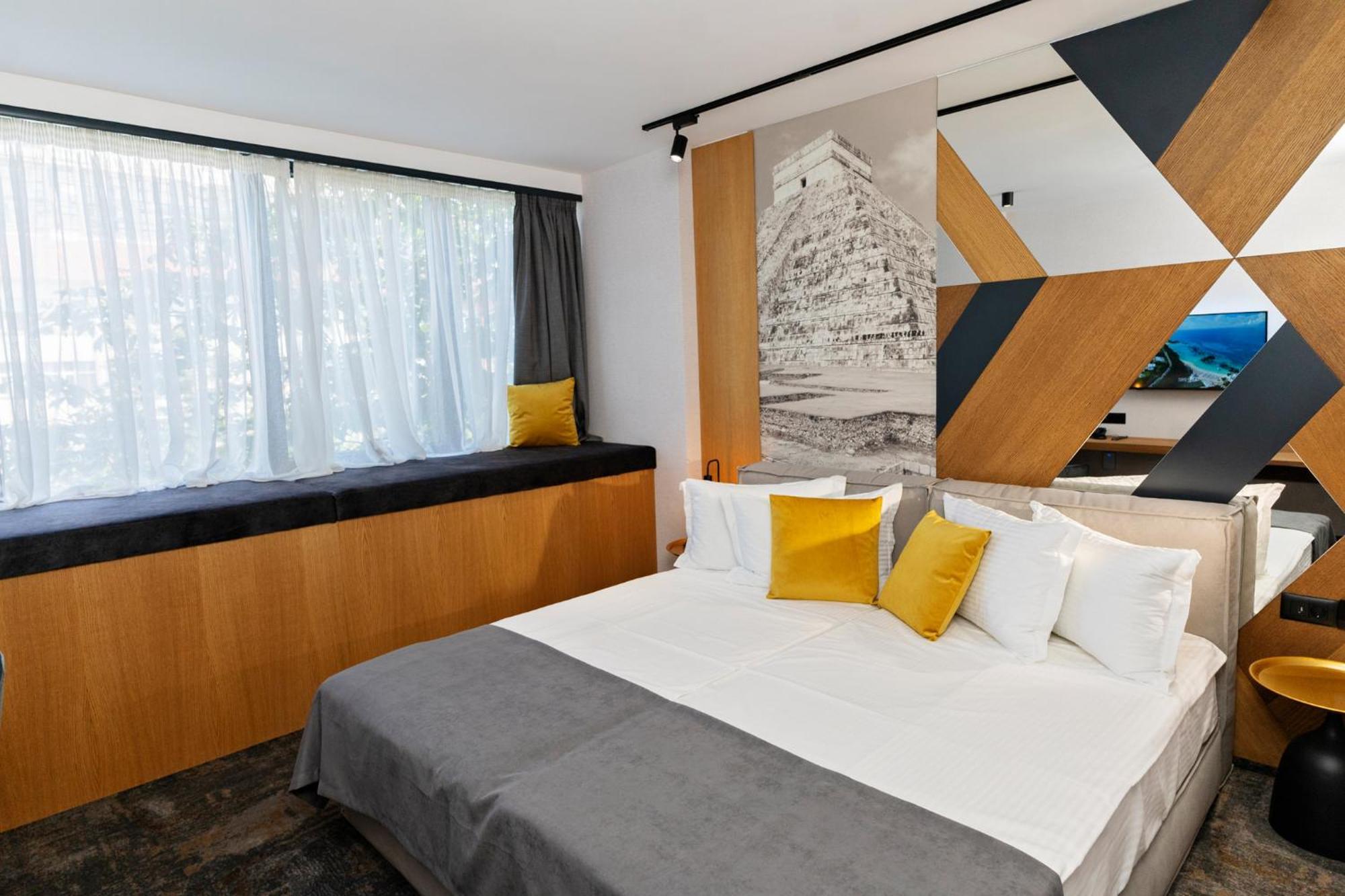 Mm Boutique Hotel Burgas Exterior foto