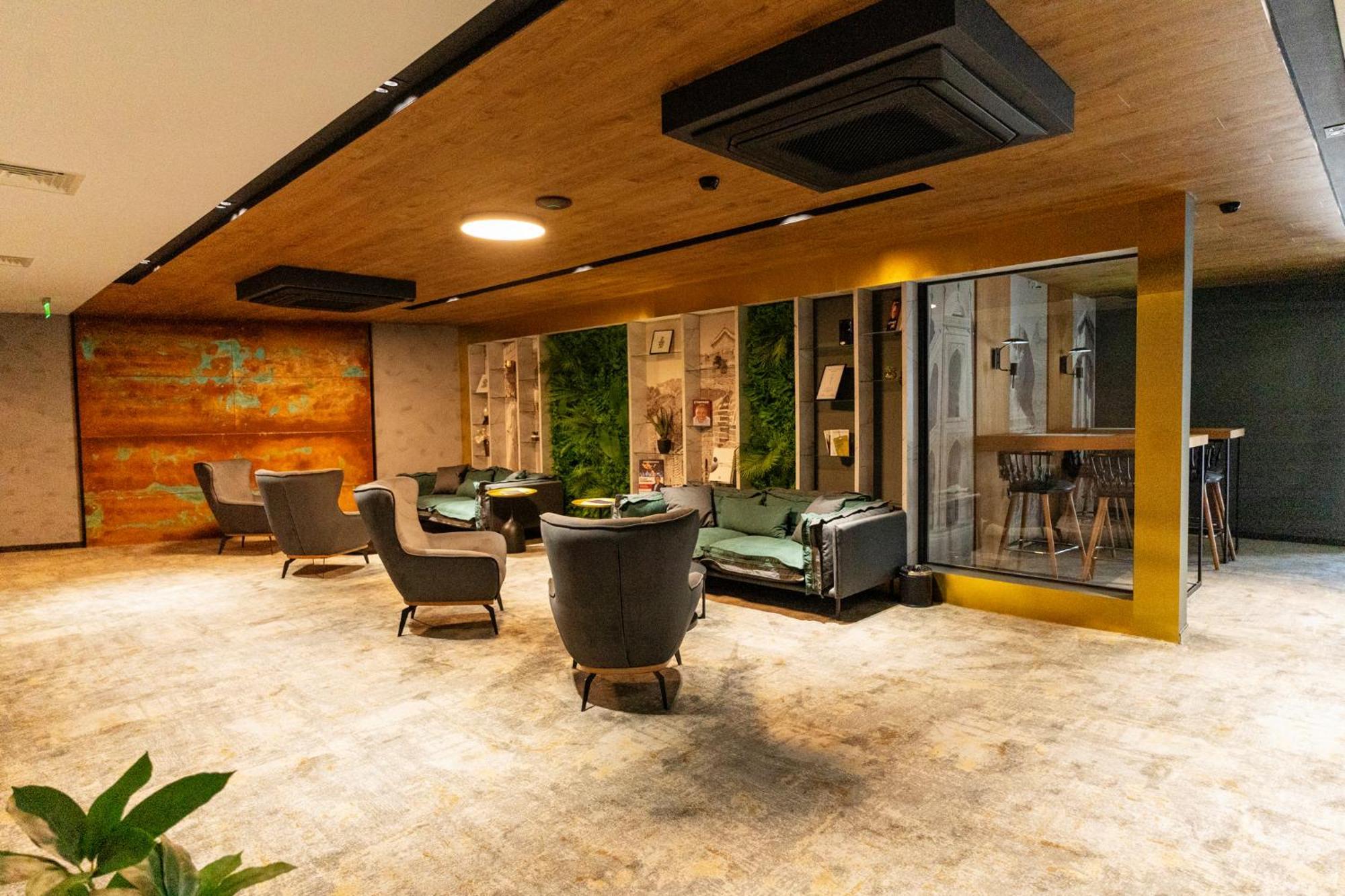 Mm Boutique Hotel Burgas Exterior foto